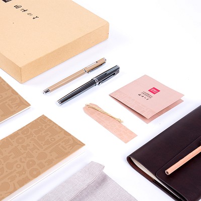 得力22221國家博物館授權(quán)套裝 限量珍藏文具禮盒辦公用品
